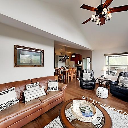 Peaks Oasis Villa Лейк Люр Екстериор снимка