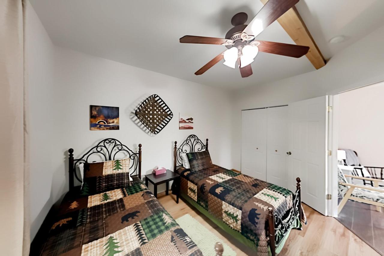 Peaks Oasis Villa Лейк Люр Екстериор снимка