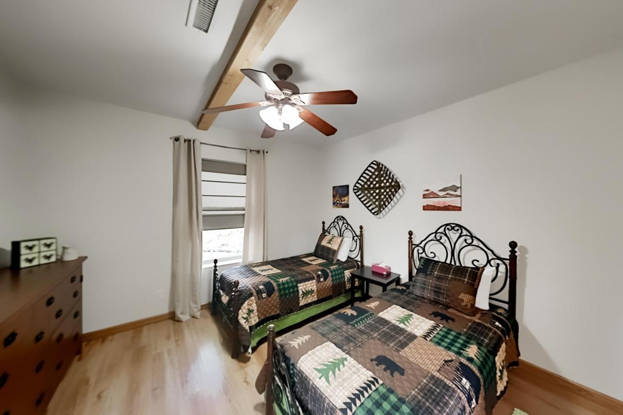 Peaks Oasis Villa Лейк Люр Екстериор снимка